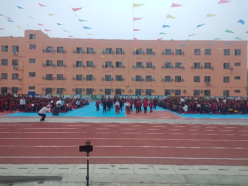 运动会现场.jpg